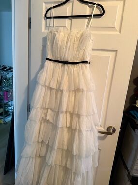 GBG Los Angeles White Tiered Tulle Dress with Black Waist Belt